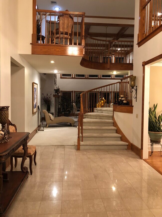 Foto del edificio - 6518 W 132nd St