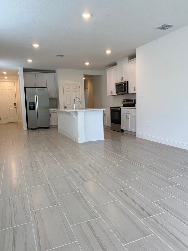 Foto del edificio - 180 Links Terrace Blvd