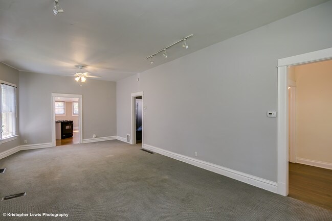 Foto del edificio - 245 S Corona St