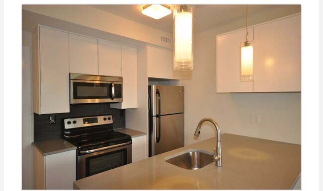 Building Photo - 685 Massachusetts Ave