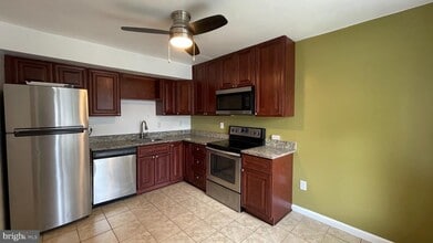 Building Photo - 14646 Ponderosa Ct