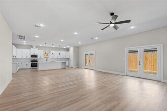 Building Photo - 2607 Liguria Ln