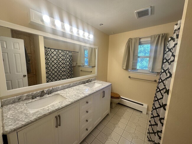 Photo - 5621 W Lakeridge Rd House