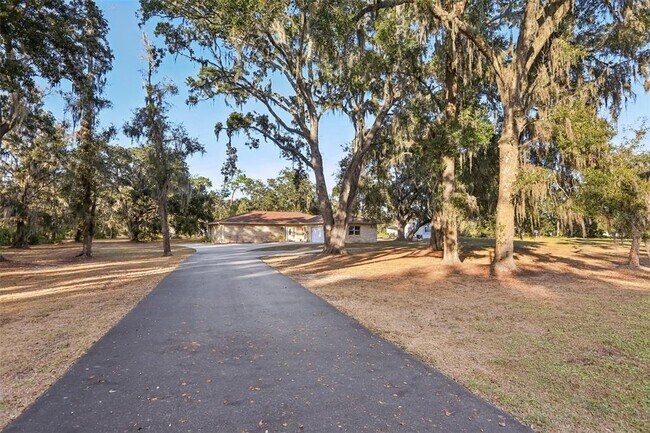 Building Photo - 5706 Durant Rd