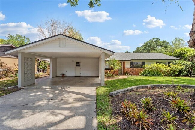 Foto del edificio - 6513 Stockbridge Ave