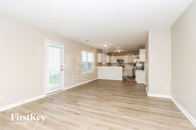 Foto del edificio - 4117 Pineorchard Pl