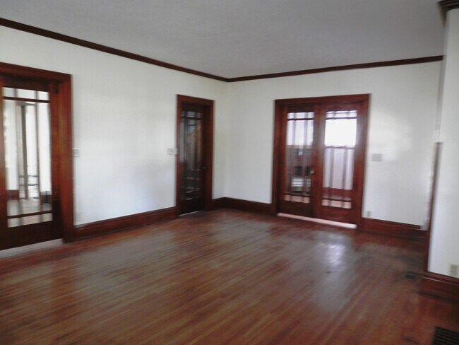 Foto del edificio - 363 Cleveland Ave