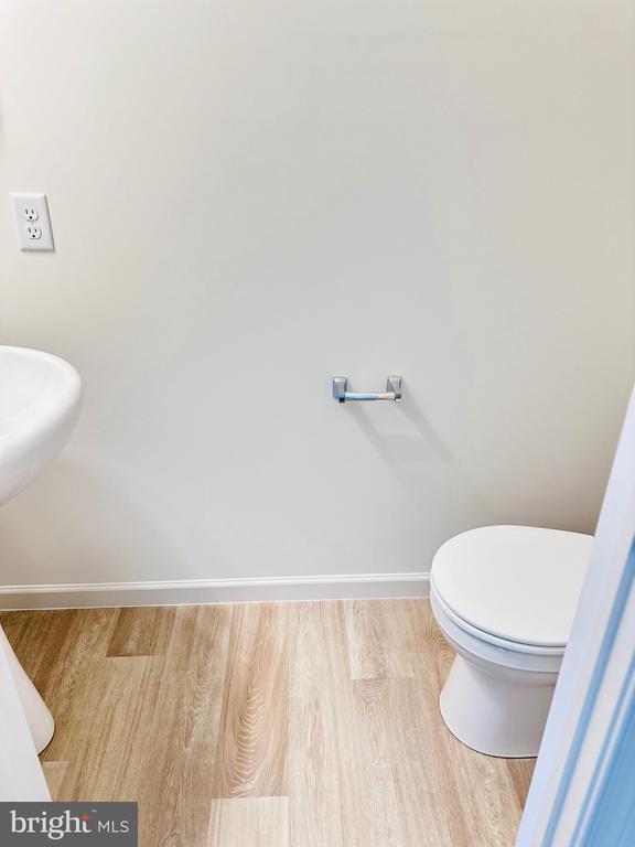 Foto del edificio - 7884 Briarwood Dr