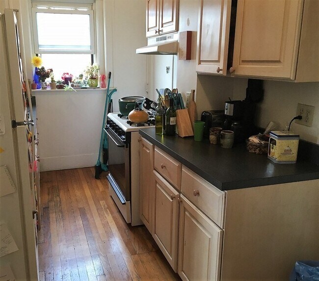 Foto del edificio - 586 Washington St