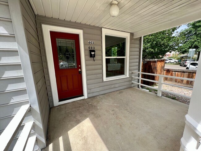 Foto del edificio - Corner-Lot Bungalow Close to Old Town Fort Collins!