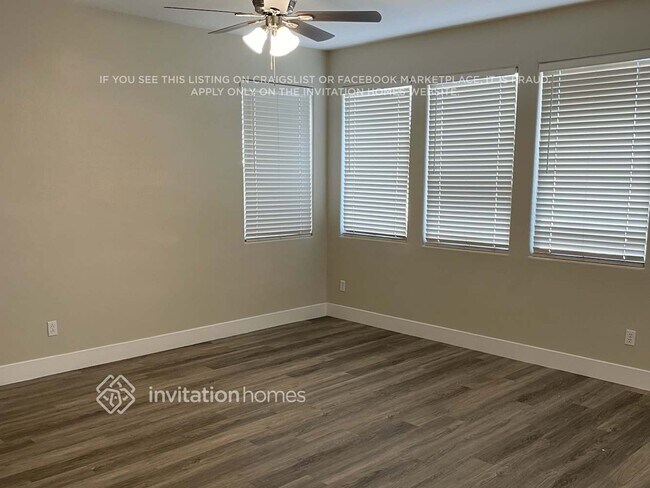 Foto del edificio - 7812 Picnic St