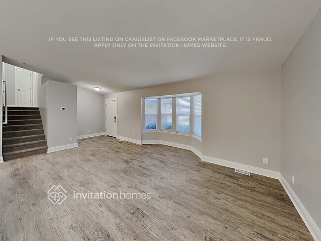 Building Photo - 1374 56th Ave