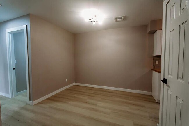 Foto del edificio - 345 FM86