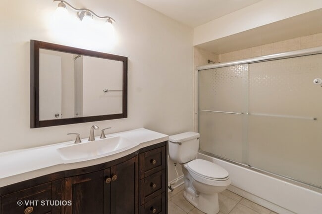 Building Photo - 1108 Castilian Ct