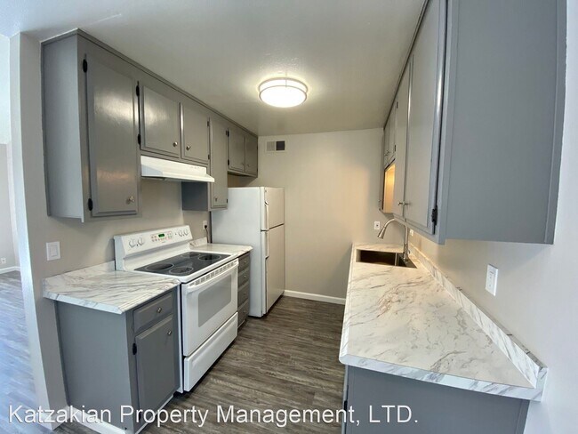 Foto del edificio - 3702 W Benjamin Holt Dr