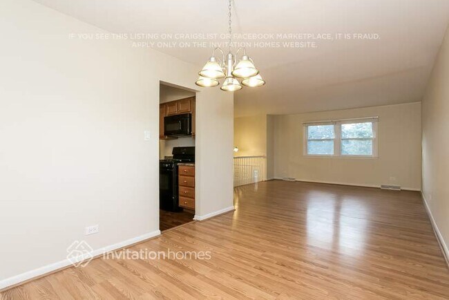 Foto del edificio - 825 W Manor Ct