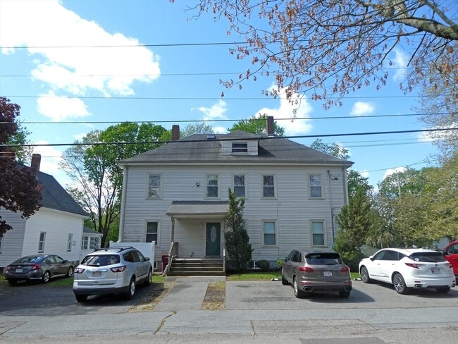 Building Photo - 14 Elm St