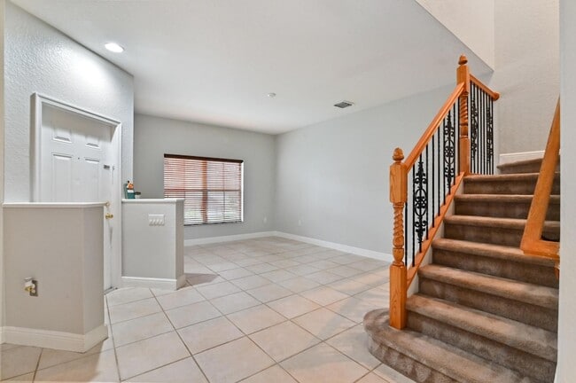 Building Photo - 106 Monterey Bay Dr