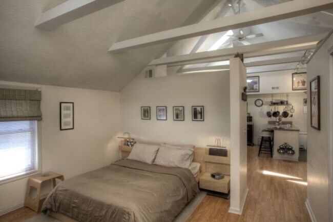 Foto del edificio - 2589W11