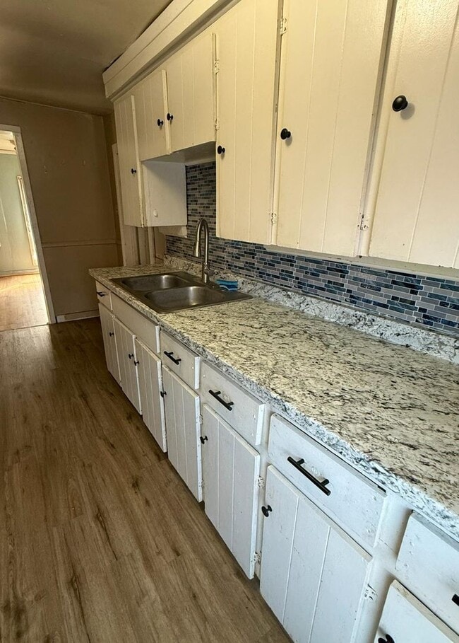 Building Photo - 7564 GH