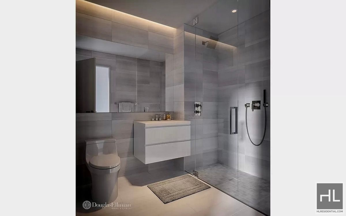 Foto principal - East 44th Street