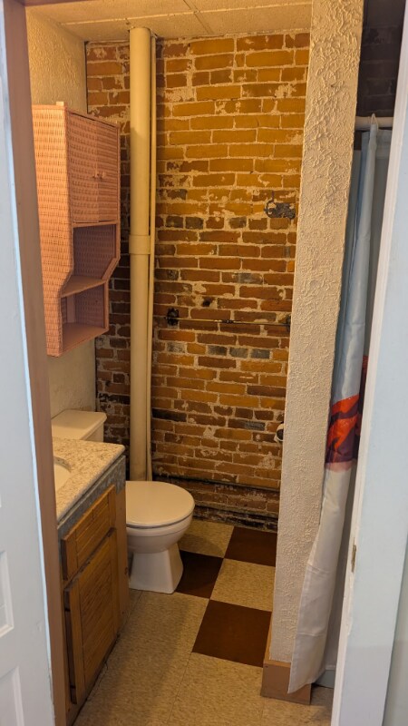 Foto del edificio - 60 N Main St