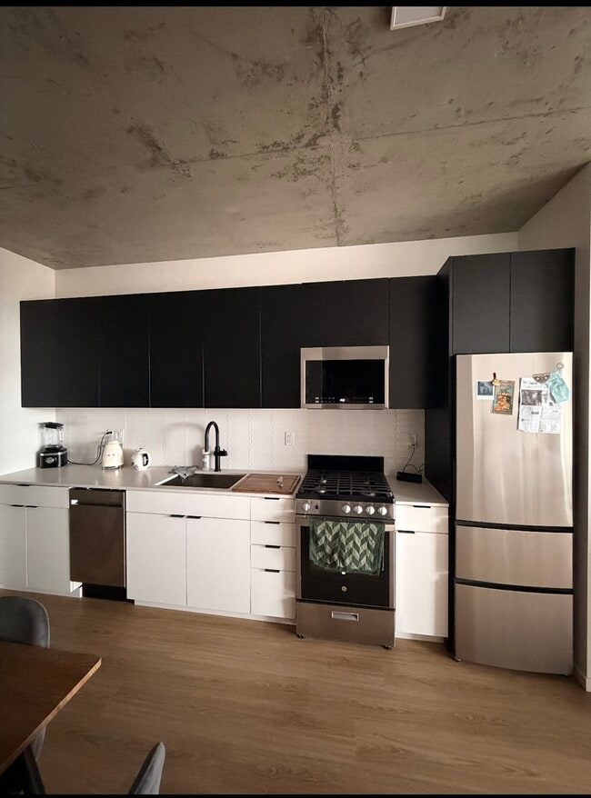 Foto del edificio - 225 N Elizabeth St