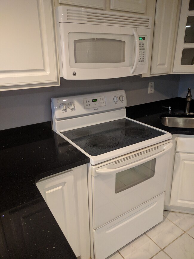 Foto del edificio - 34 T St NW