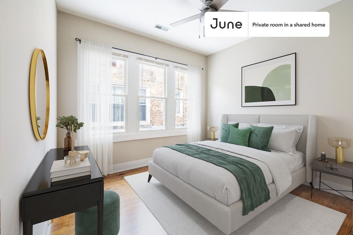 Foto principal - Private bedroom in 3 bed/1 bath Home