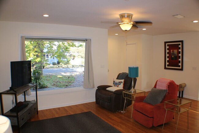 Foto del edificio - 74 16th St