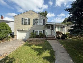 Building Photo - 439 Morristown Rd