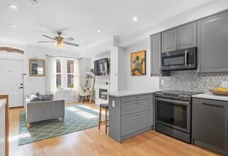 Building Photo - 288 9th St