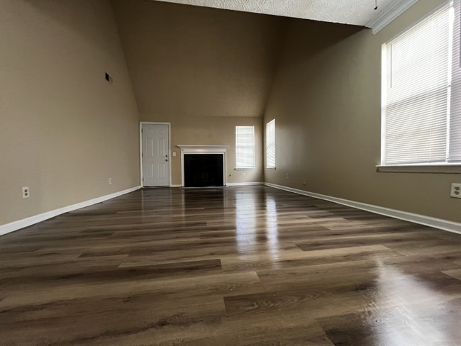 Photo - 6635 Meadow Green Cir Townhome