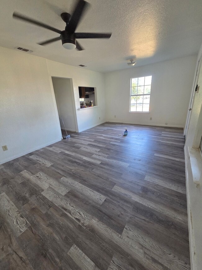 Photo - 2307 Ruiz St Townhome