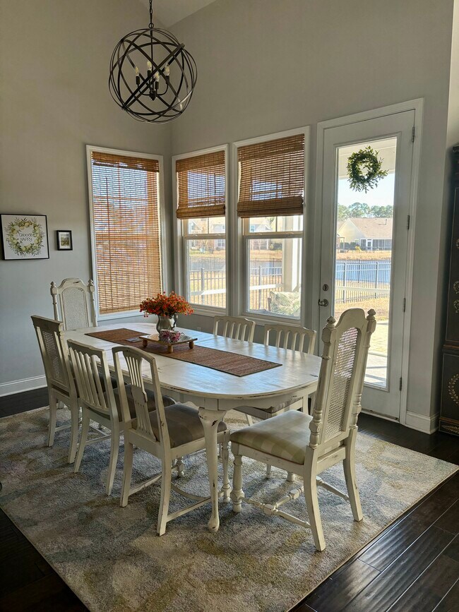 Foto del edificio - 509 Bubbling Creek Rd