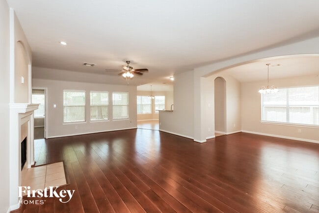 Foto del edificio - 2503 Little Forest Ct