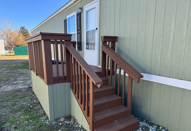 Building Photo - 103 Prairie Dr
