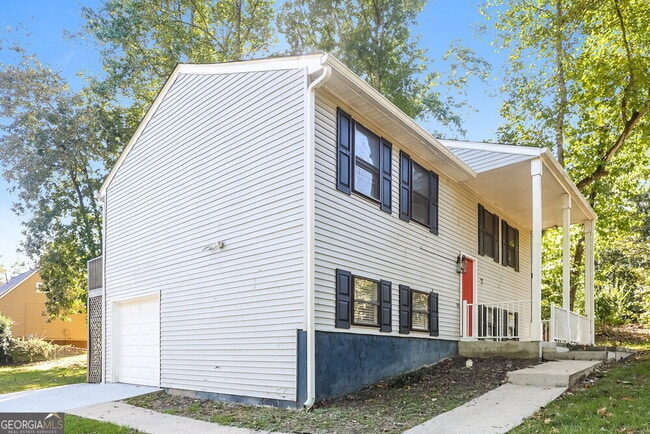Building Photo - 200 Azimuth Ct SW