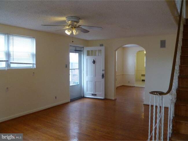 Foto del edificio - 6420 Algon Ave