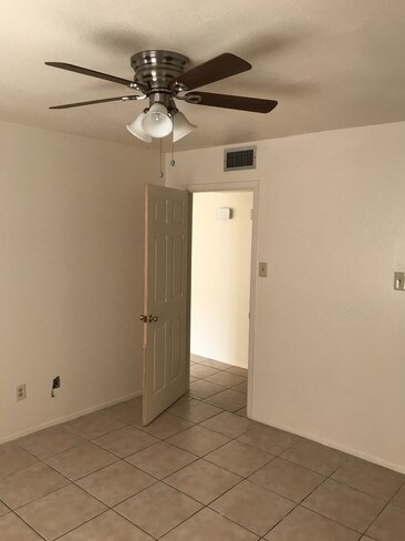 Foto del edificio - 4717 N 11th St