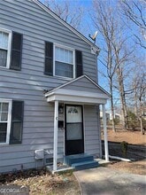 Building Photo - 662 Bellemeade Dr SW