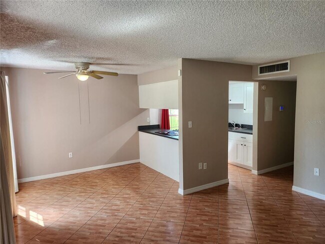 Building Photo - 1310 83rd Ave N