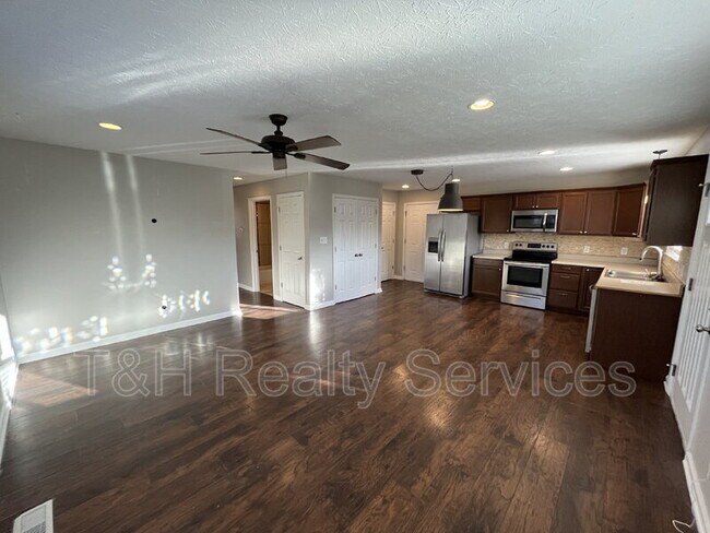 Foto del edificio - 333 N 7th Ave