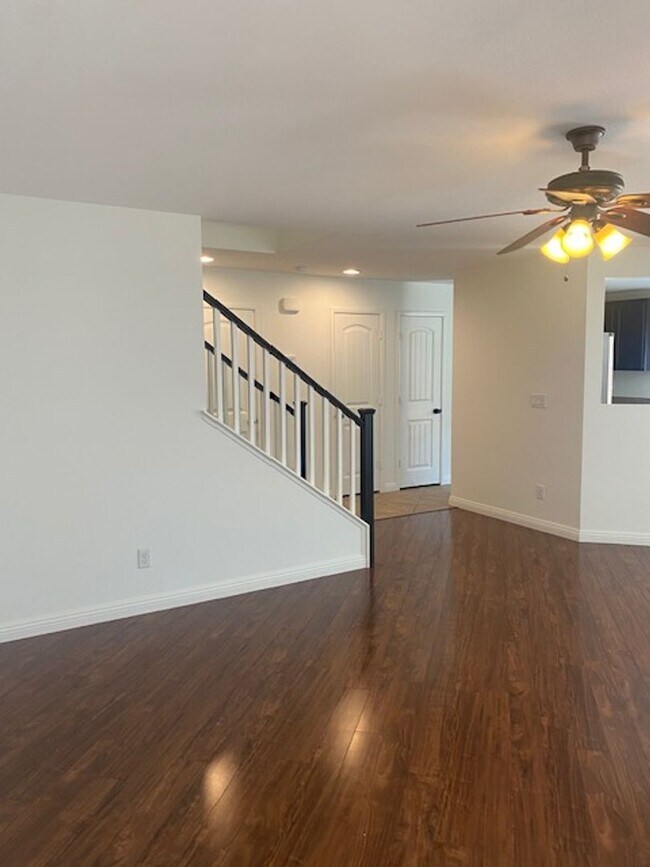 Foto del edificio - 7918 Point Oaks Ct