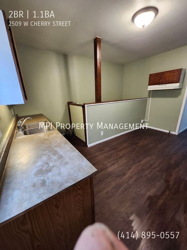 Building Photo - 2509 W Cherry St
