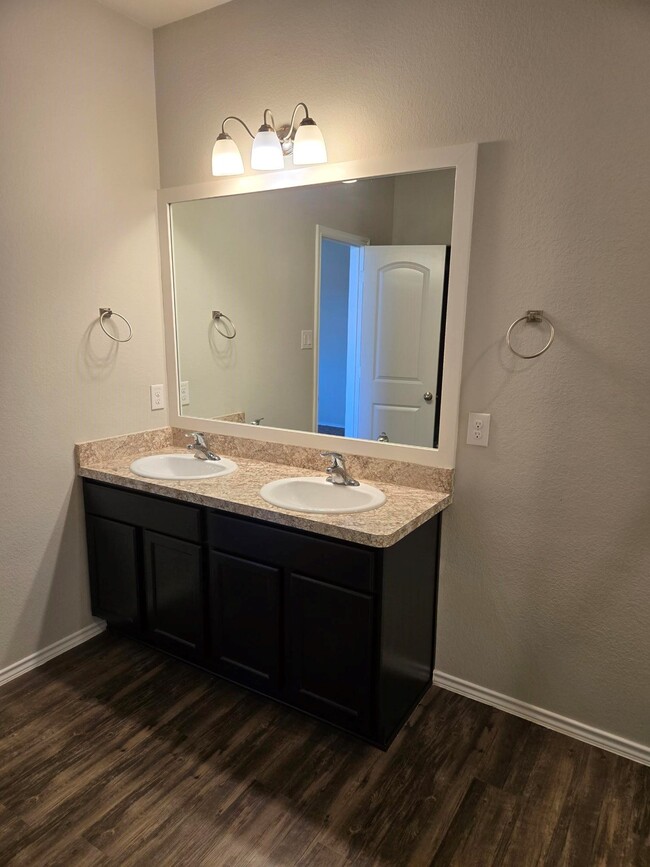 Building Photo - 5640 Rainflower Terrace Ln