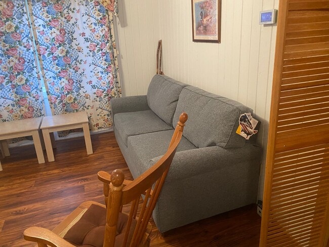 Photo - 1/1 Tiny house on the creek