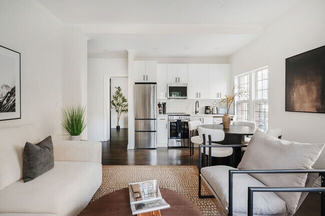 Foto del edificio - 10 5th Ave