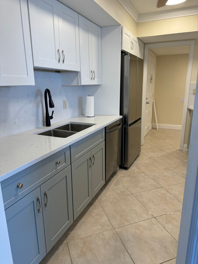 All new appliances - 11811 Avenue Of Pga