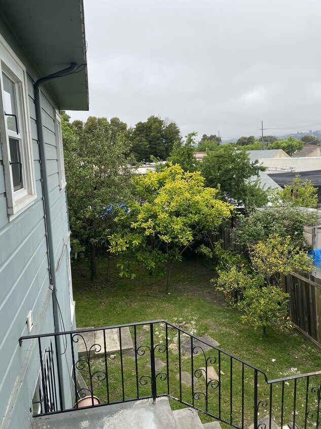 Foto principal - 1925 98th Ave